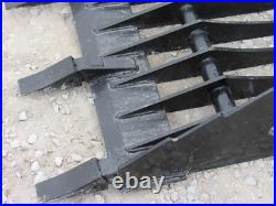 80 Heavy Duty Rock Skeleton Bucket with Teeth Attachment Fits Skid Steer Loader