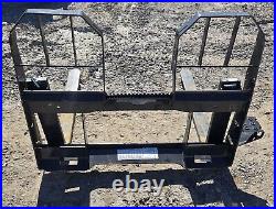 Bobcat Brand Standard Duty 2500 Pound Pallet Forks fits Skid Steer Quick Connect