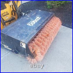 Bobcat Heavy Duty Sweeper Broom for Skid Loader /holds debris